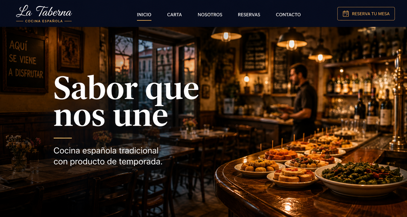 Página web de restaurante en laptop y móvil con pedido recibido
